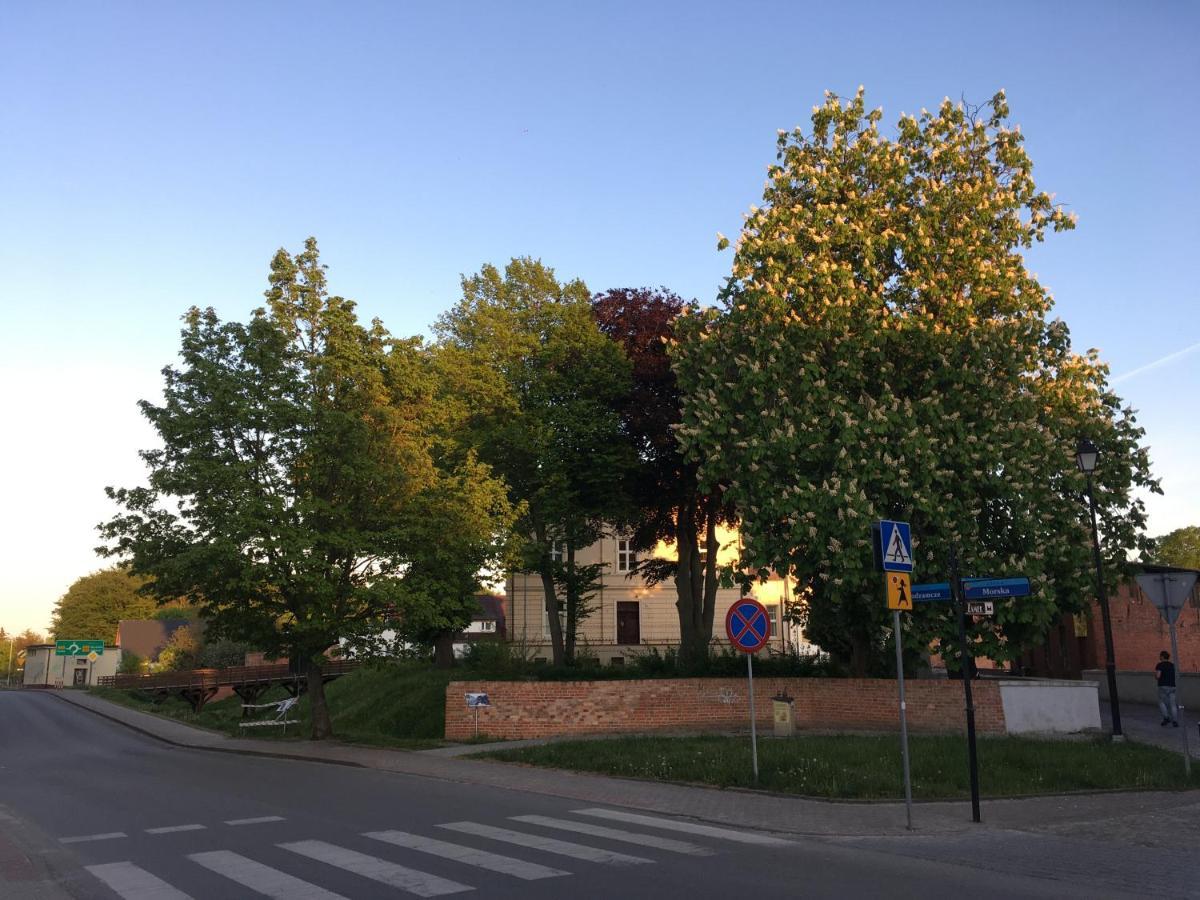 Pokoje Goscinne Na Podzamczu Ujście-Darłowskie Exterior photo